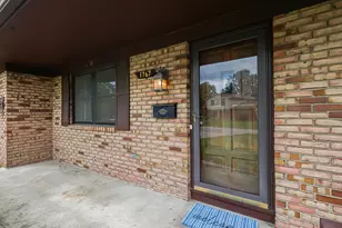 1767 Larkwood Pl, Columbus, OH 43229 - Photo 7