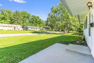 911 Hillridge Rd, Reynoldsburg, OH 43068 - Photo 9