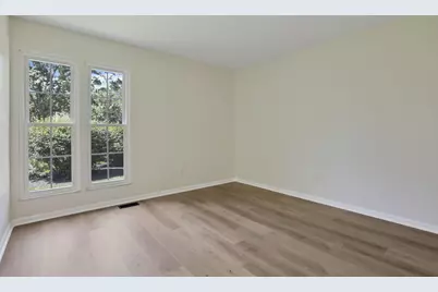 2160 Coach Road N #9, Columbus, OH 43220 - Photo 27