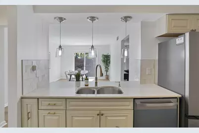 2160 Coach Road N #9, Columbus, OH 43220 - Photo 21