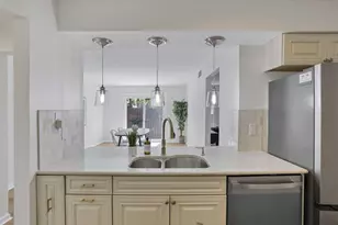 2160 Coach Rd N, Columbus, OH 43220 - Photo 21