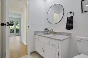 2160 Coach Rd N, Columbus, OH 43220 - Photo 29