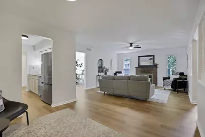 2160 Coach Road N #9, Columbus, OH 43220 - Photo 15