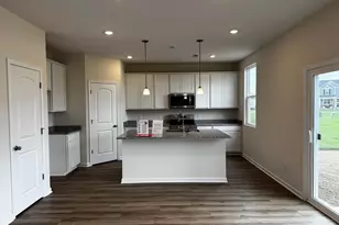 272 Dowler Dr, South Bloomfield, OH 43103 - Photo 5