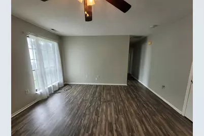 3953 Deer Lake Way, Columbus, OH 43204 - Photo 7