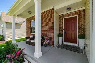 8219 Narrow Leaf Dr, Blacklick, OH 43004 - Photo 3