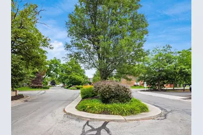 2840 Chateau Circle S #28, Columbus, OH 43221 - Photo 47