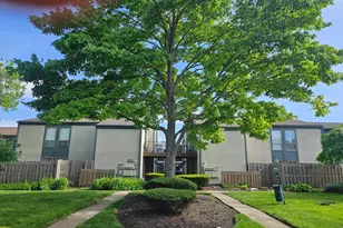 1088 S Merrimar Circle S, Columbus, OH 43220 - Photo 3