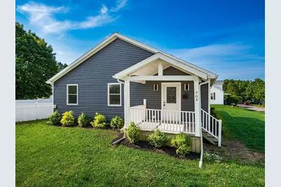 704 E Columbus Street, Kenton, OH 43326 - Photo 1