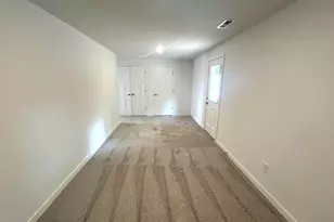 5978 Abernathy Ln, Columbus, OH 43232 - Photo 3