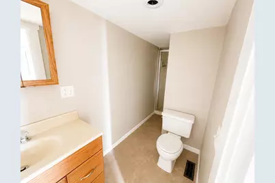 2219 W Broad Street, Columbus, OH 43223 - Photo 15