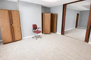 2219 W Broad St, Columbus, OH 43223 - Photo 7