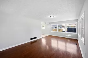 1189 Simpson Dr, Columbus, OH 43227 - Photo 5