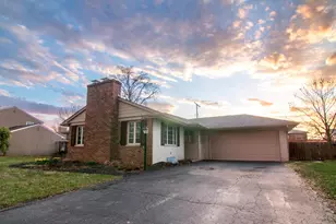 2861 Wellesley Dr, Columbus, OH 43221 - Photo 1