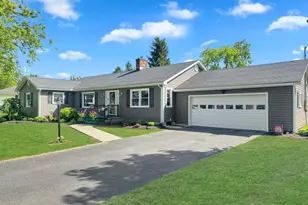 1552 Grimes Cir, Urbana, OH 43078 - Photo 5