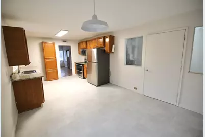 3191 E Broad Street, Columbus, OH 43209 - Photo 11