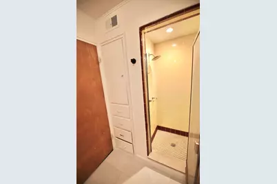 3191 E Broad Street, Columbus, OH 43209 - Photo 29