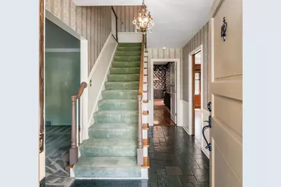 4350 Crown Point Drive, Columbus, OH 43220 - Photo 11