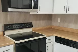 3812 Charbonnett Ct, Columbus, OH 43232 - Photo 5