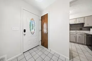 400 Fenway Rd, Columbus, OH 43214 - Photo 5