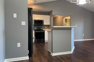 2001 Berrancher Dr, Columbus, OH 43228 - Photo 13