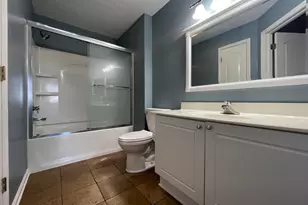 2001 Berrancher Dr, Columbus, OH 43228 - Photo 17