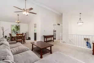 3671 Dinsmore Castle Dr, Columbus, OH 43221 - Photo 11