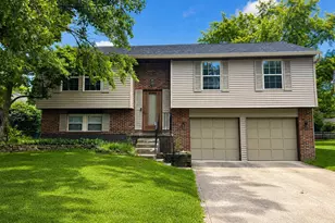 3671 Dinsmore Castle Dr, Columbus, OH 43221 - Photo 1