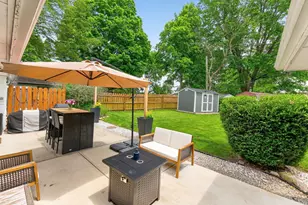 348 Iroquois Park Pl, Columbus, OH 43230 - Photo 33