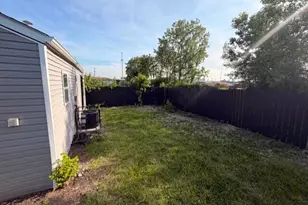 865 Joyce Ave, Columbus, OH 43219 - Photo 13