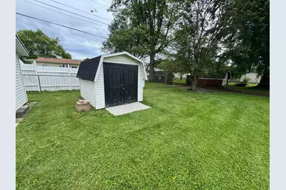 1107 Leesburg Avenue, Washington Court House, OH 43160 - Photo 11