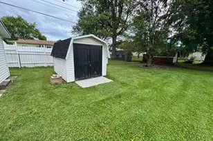 1107 Leesburg Ave, Washington Court House, OH 43160 - Photo 11