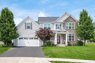 1870 Southchase Ct, Grove City, OH 43123 - Photo 1