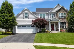 1870 Southchase Ct, Grove City, OH 43123 - Photo 1