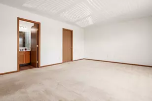 4709 Kenross Dr, Columbus, OH 43207 - Photo 17