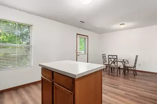 4709 Kenross Dr, Columbus, OH 43207 - Photo 9