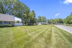 585 Edgewood Dr, Circleville, OH 43113 - Photo 53