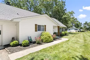 585 Edgewood Dr, Circleville, OH 43113 - Photo 3