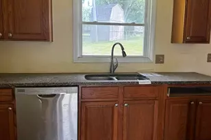 2136 E Home Rd, Springfield, OH 45503 - Photo 13