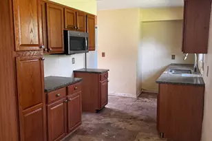 2136 E Home Rd, Springfield, OH 45503 - Photo 15