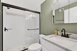 518 E Beck St, Columbus, OH 43206 - Photo 49