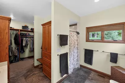 660 King Beach Drive, Howard, OH 43028 - Photo 25