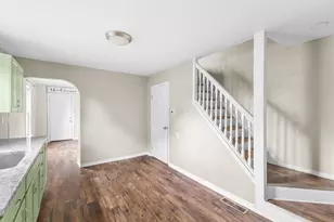 2165 Amherst Ave, Columbus, OH 43223 - Photo 17
