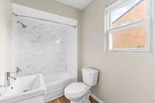 2165 Amherst Ave, Columbus, OH 43223 - Photo 15