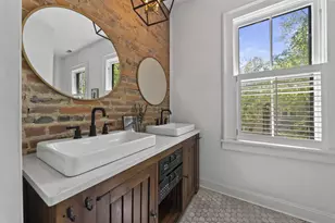 1056 Pennsylvania Ave, Columbus, OH 43201 - Photo 19