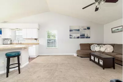 889 Lancia Lane, Galloway, OH 43119 - Photo 3