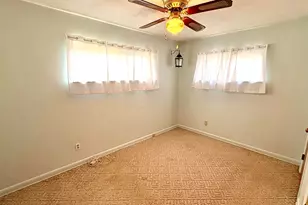 3321 Eakin Rd, Columbus, OH 43204 - Photo 11