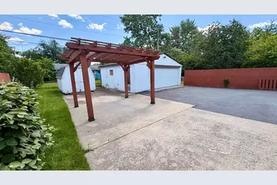 3321 Eakin Road, Columbus, OH 43204 - Photo 7
