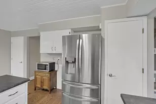 7687 Foxboro Ct, Columbus, OH 43235 - Photo 17