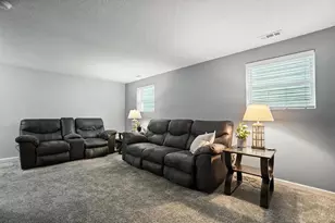2121 Staghorn Way, Grove City, OH 43123 - Photo 27